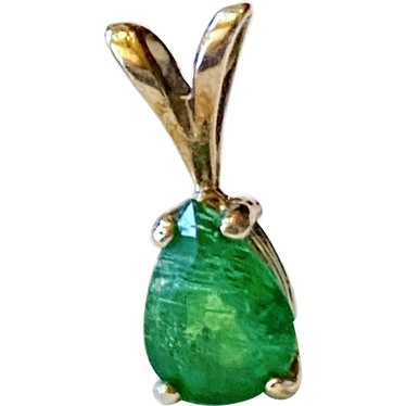 14K Pear Shaped Emerald Pendant - image 1