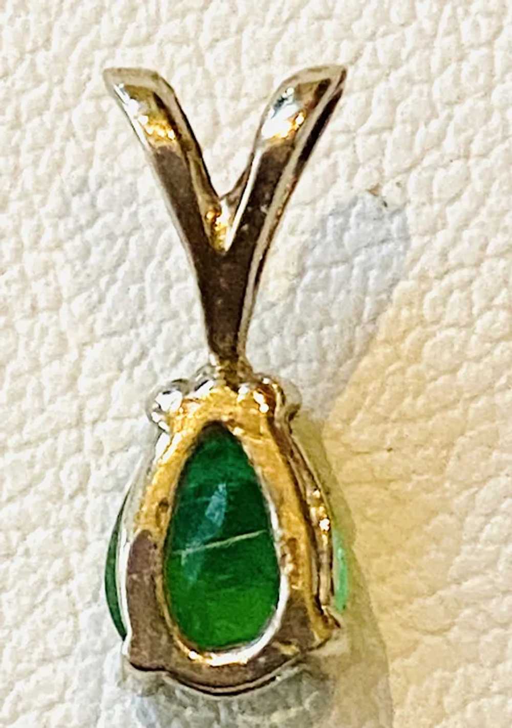 14K Pear Shaped Emerald Pendant - image 3