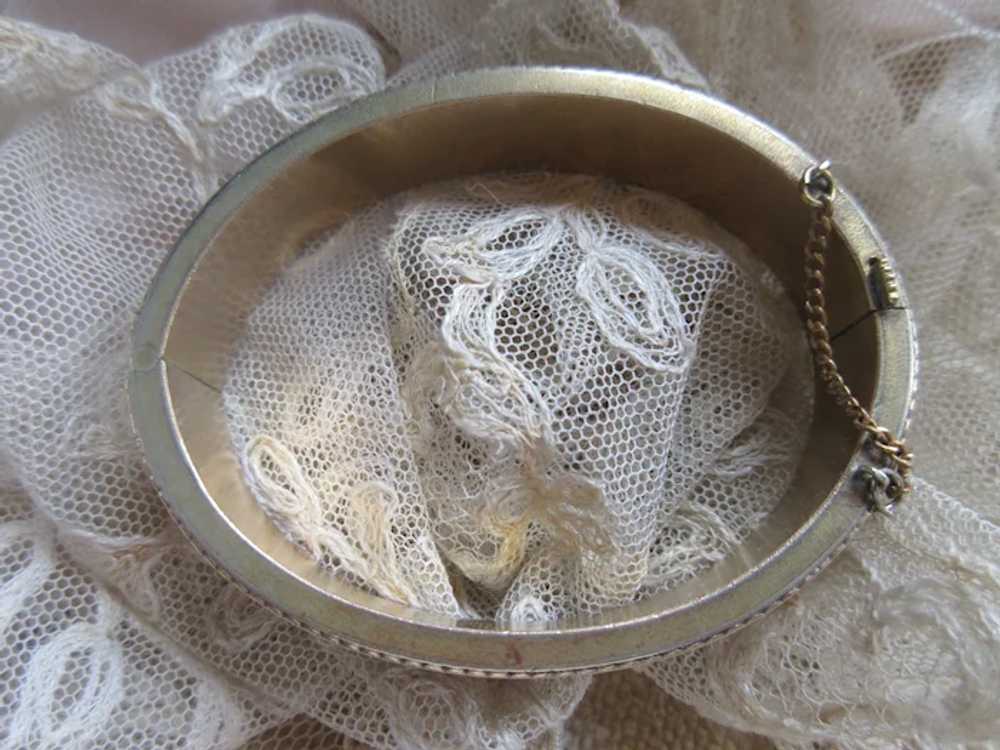 Victorian Antique Bangle Bracelet in Gold Fill  E… - image 3