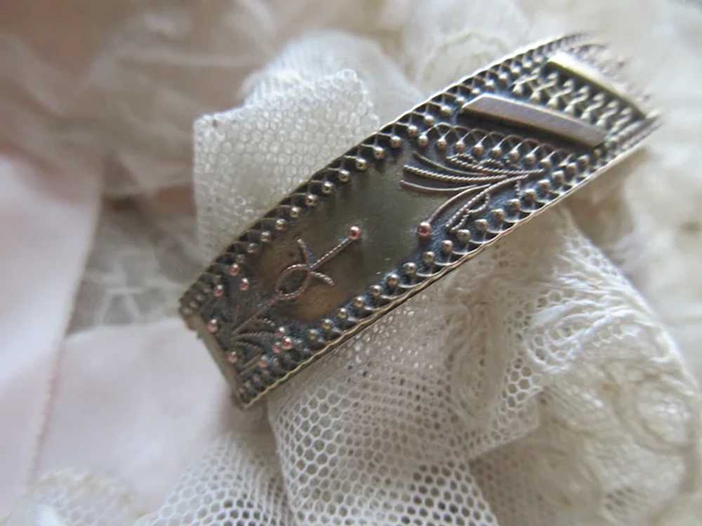 Victorian Antique Bangle Bracelet in Gold Fill  E… - image 6