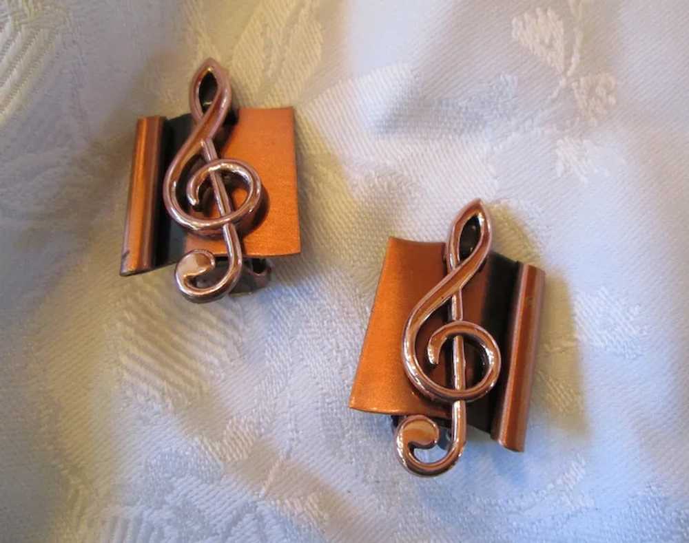 Renoir Treble Clef Pendant Necklace and Earrings - image 4