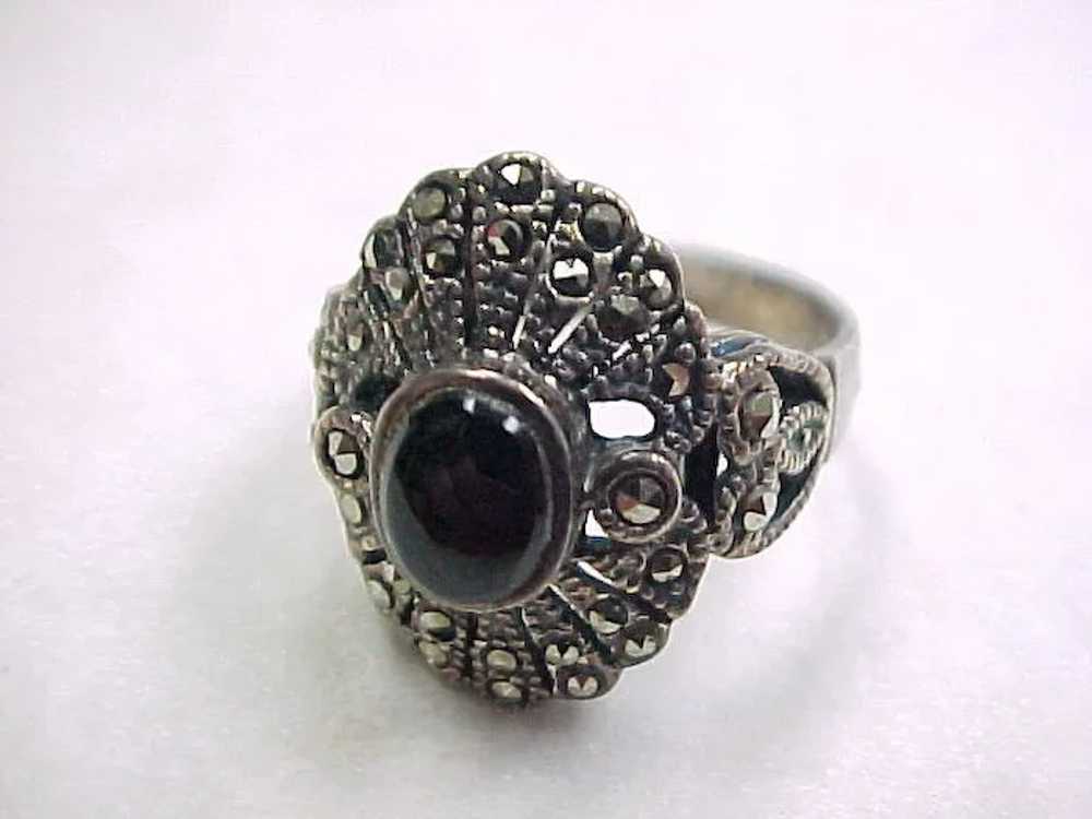 Vintage Sterling Silver Marcasite and Onyx Ring - image 5