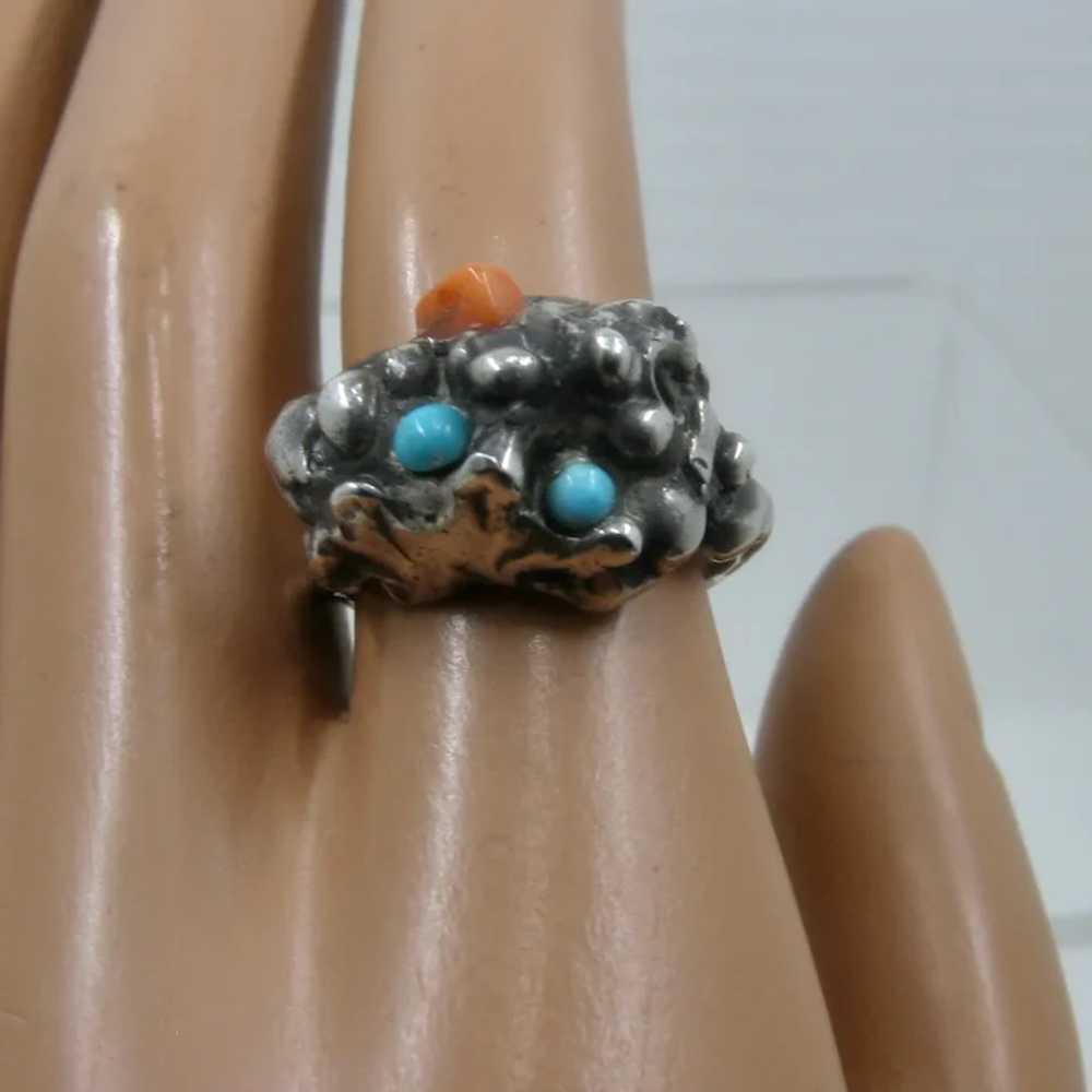 Brutalist Sterling Coral & Turquoise Ring Sz 6 1/2 - image 11