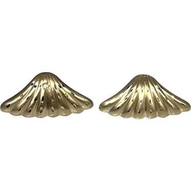 14kt gold Fan or plume textured stud style earring