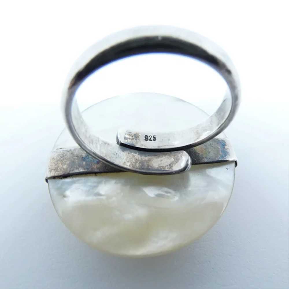 LARGE Mother of Pearl Silver Fashion Ring - image 5