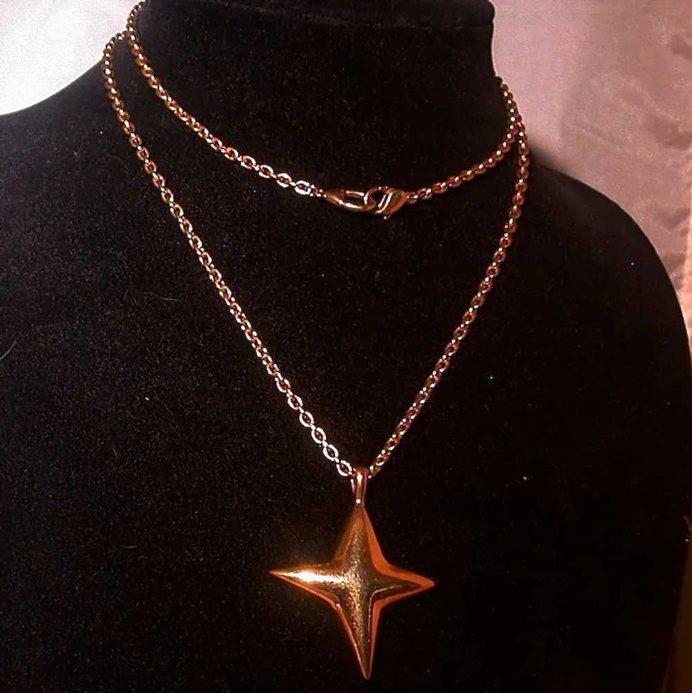 Liz Claiborne Star Pendant On 32-inch Liz Claibor… - image 2