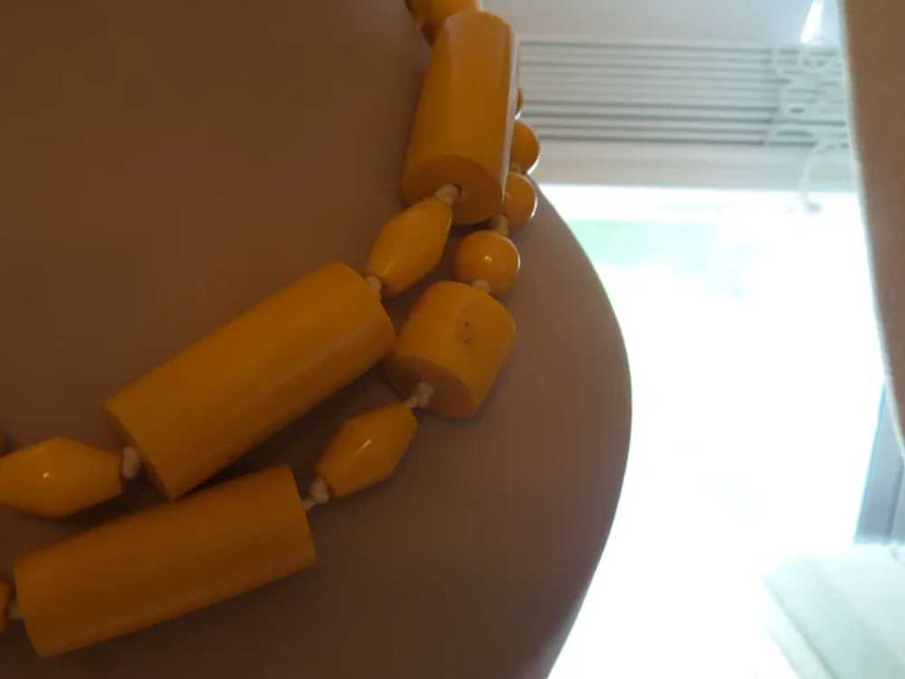 Vintage Sunny Yellow Bakelite Necklace - image 6