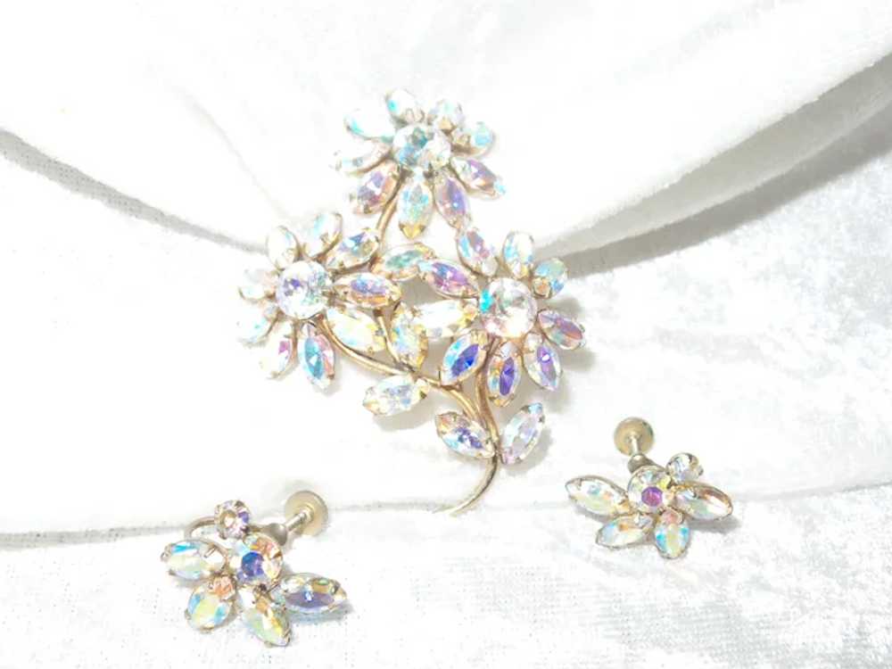 Signed Sherman Demi-Parure Aurora Borealis Brooch… - image 5