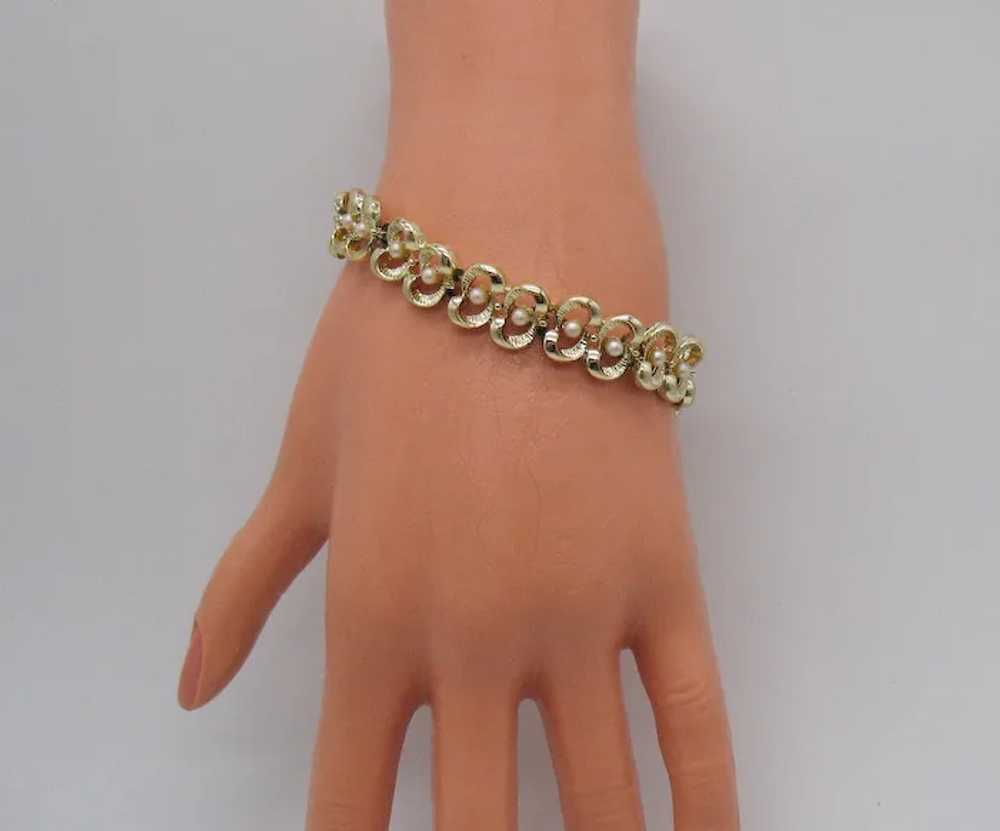 Golden Vintage Unsigned Coro Necklace Bracelet Se… - image 3