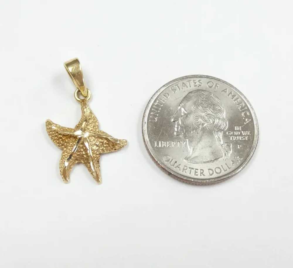 Gleaming Starfish Pendant 14k Yellow Gold - image 2