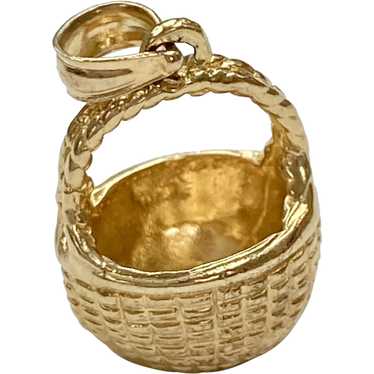 Wicker Basket Vintage Charm 14K Gold Three-Dimens… - image 1