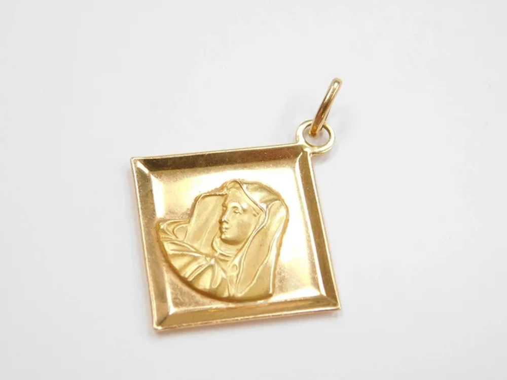 Religious Holy Mother Mary Vintage Charm / Pendan… - image 3