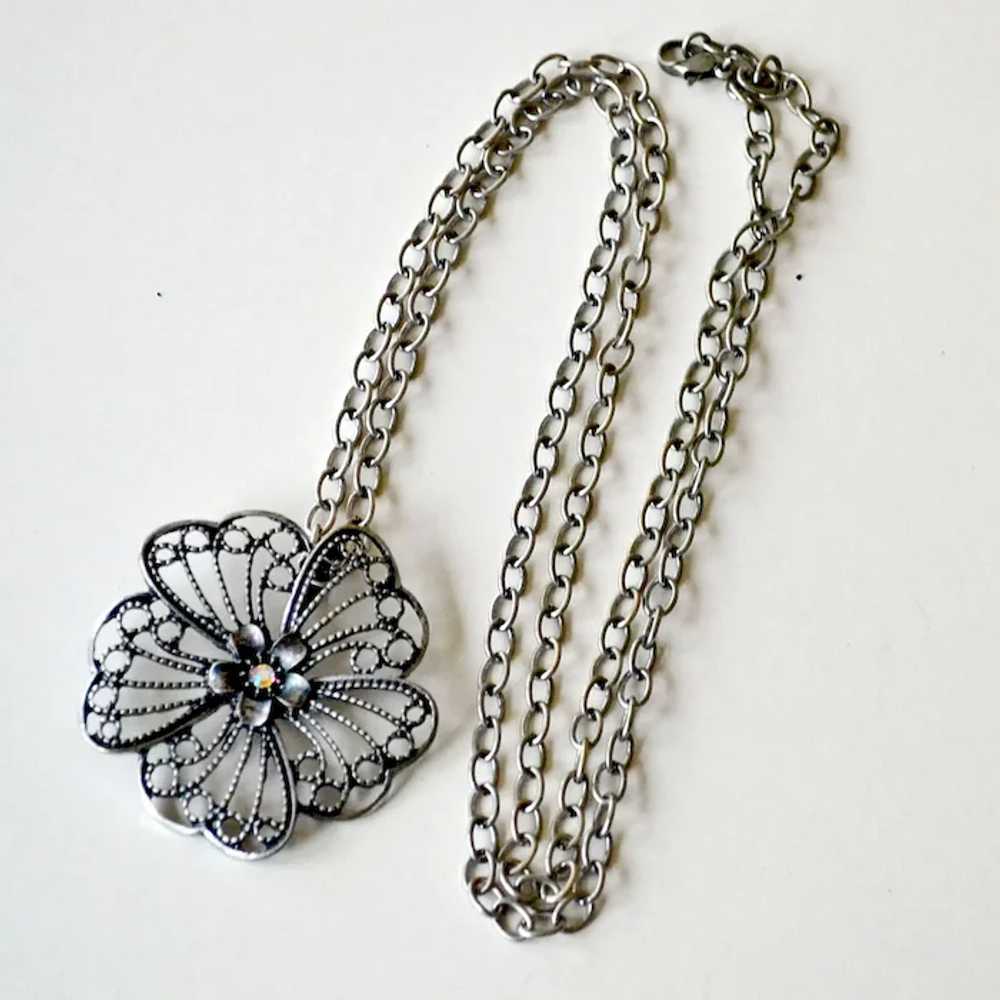 Necklace Openwork Flower Pendant with 30 Inch Cha… - image 4