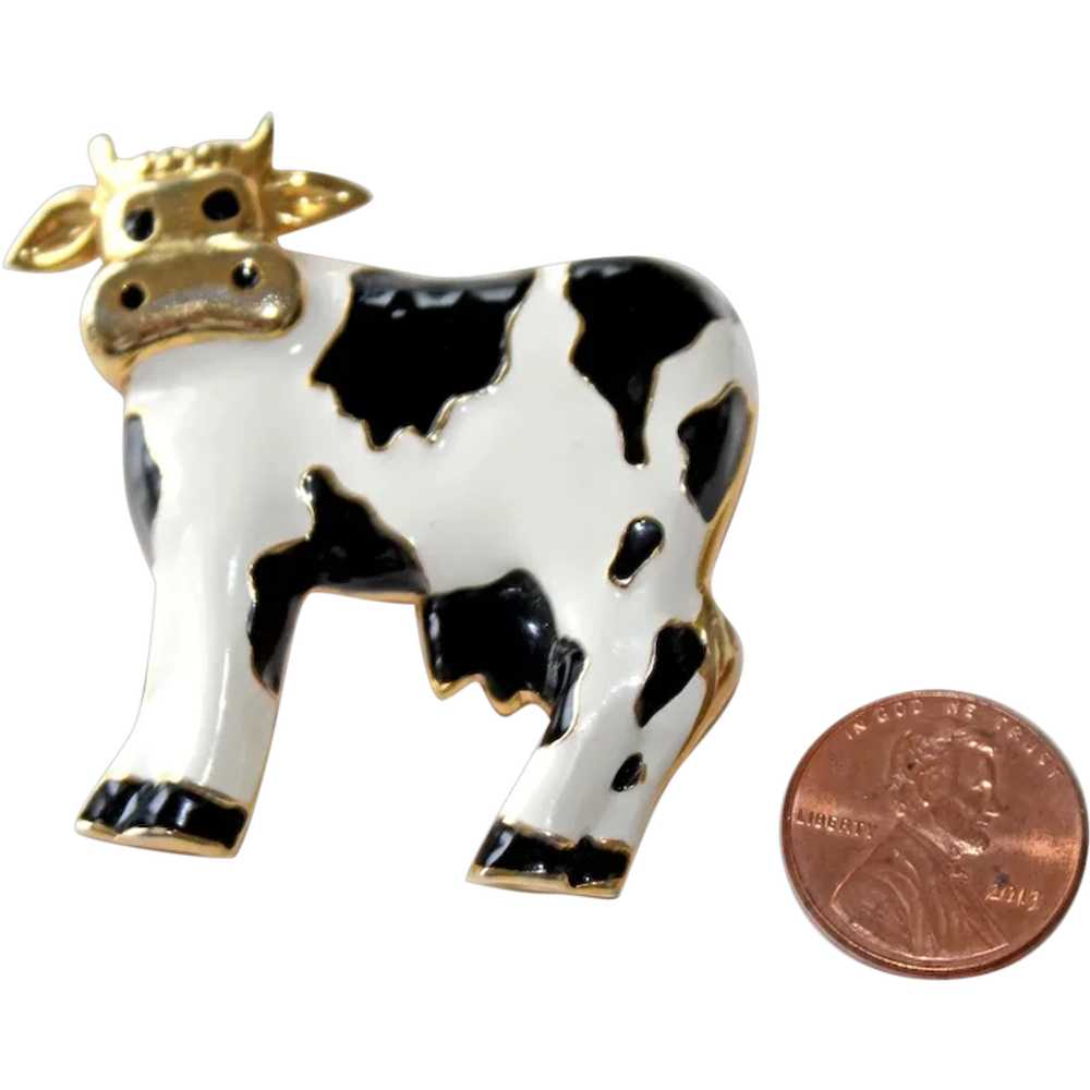 Vintage Cow Pin Brooch Enamel and Gold Tone - image 1