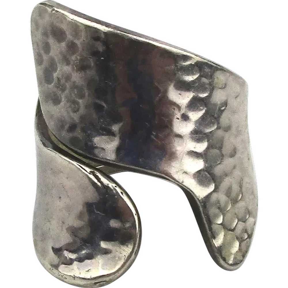 Modernist 950 Silver Wraparound Ring Hammered Ste… - image 1