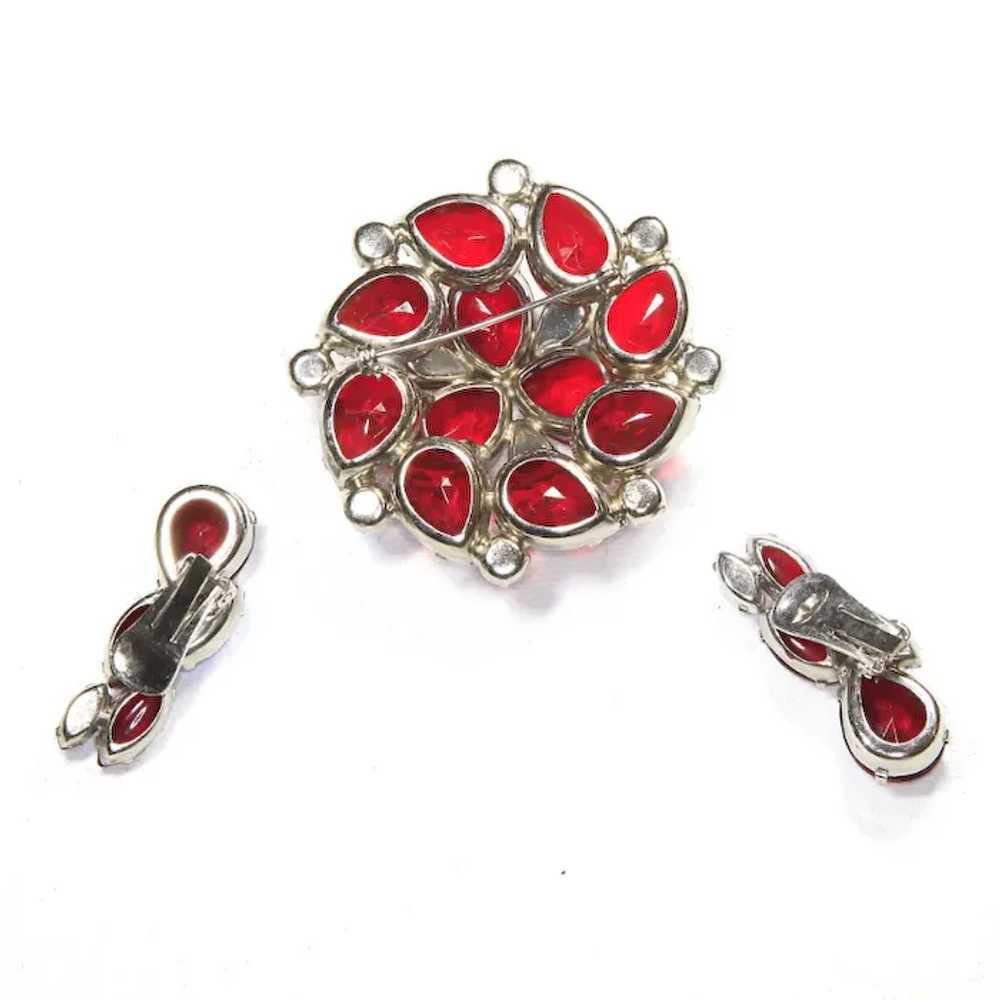 Red Teardrop Cabochon Brooch and Earrings – Vibra… - image 7