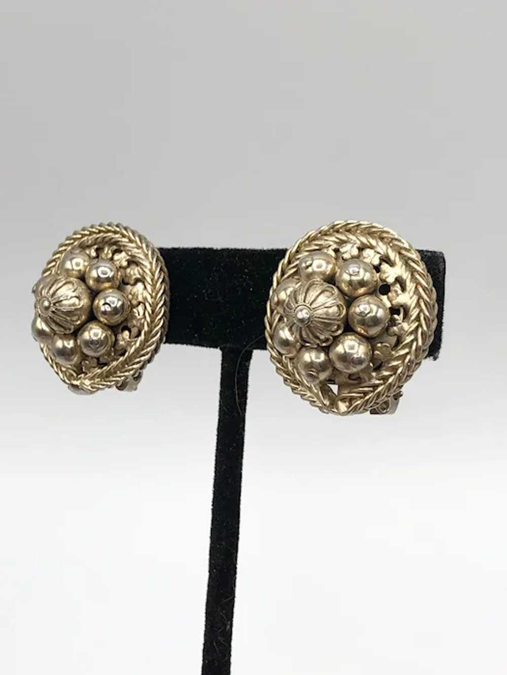 Vintage Hobe Chain Beaded Cluster Earrings - image 2