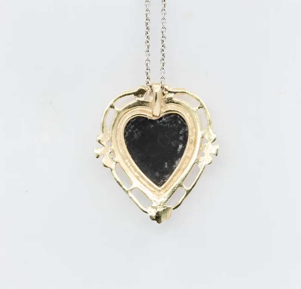 Vintage 14K Yellow Gold Shell Cameo Heart Pendant - image 6