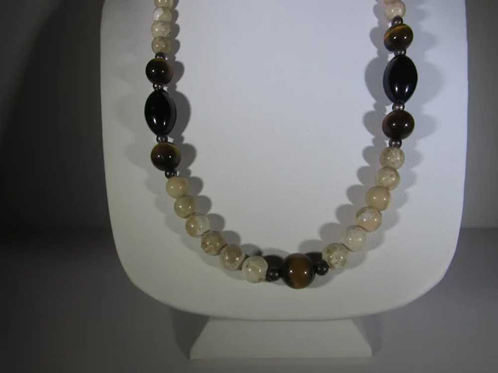 Agate Necklace With Tiger's Eye and Onyx Accents - image 10