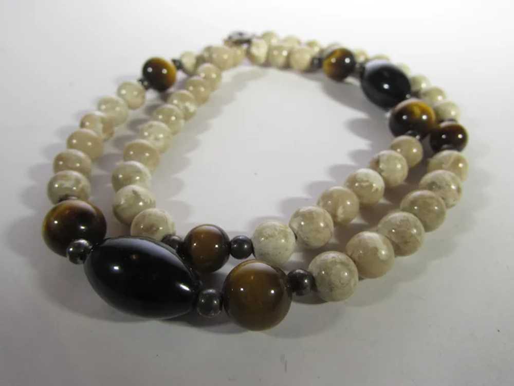 Agate Necklace With Tiger's Eye and Onyx Accents - image 11