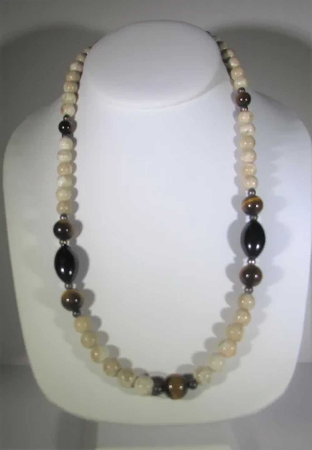 Agate Necklace With Tiger's Eye and Onyx Accents - image 4