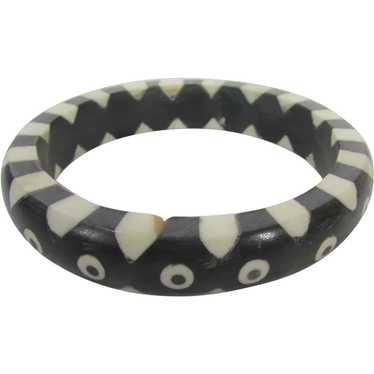 Vintage Black and White Inlaid Lucite Bangle - image 1