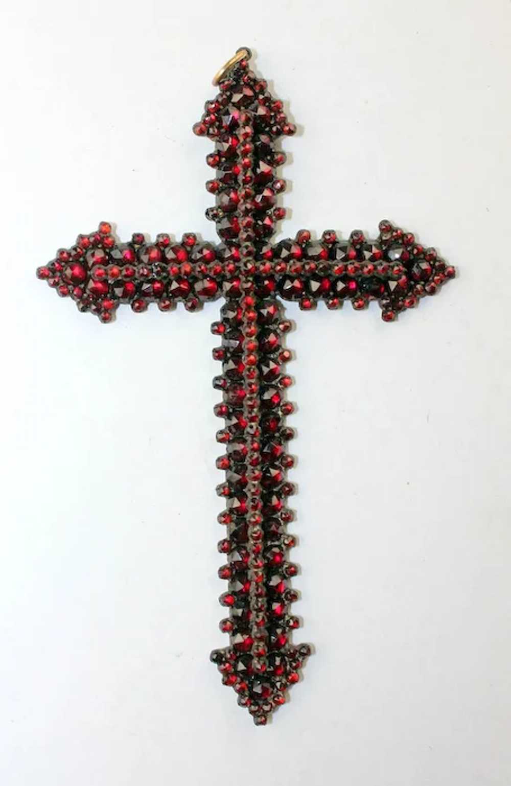 A lovely Victorian silver & gold cross with Bohem… - image 3