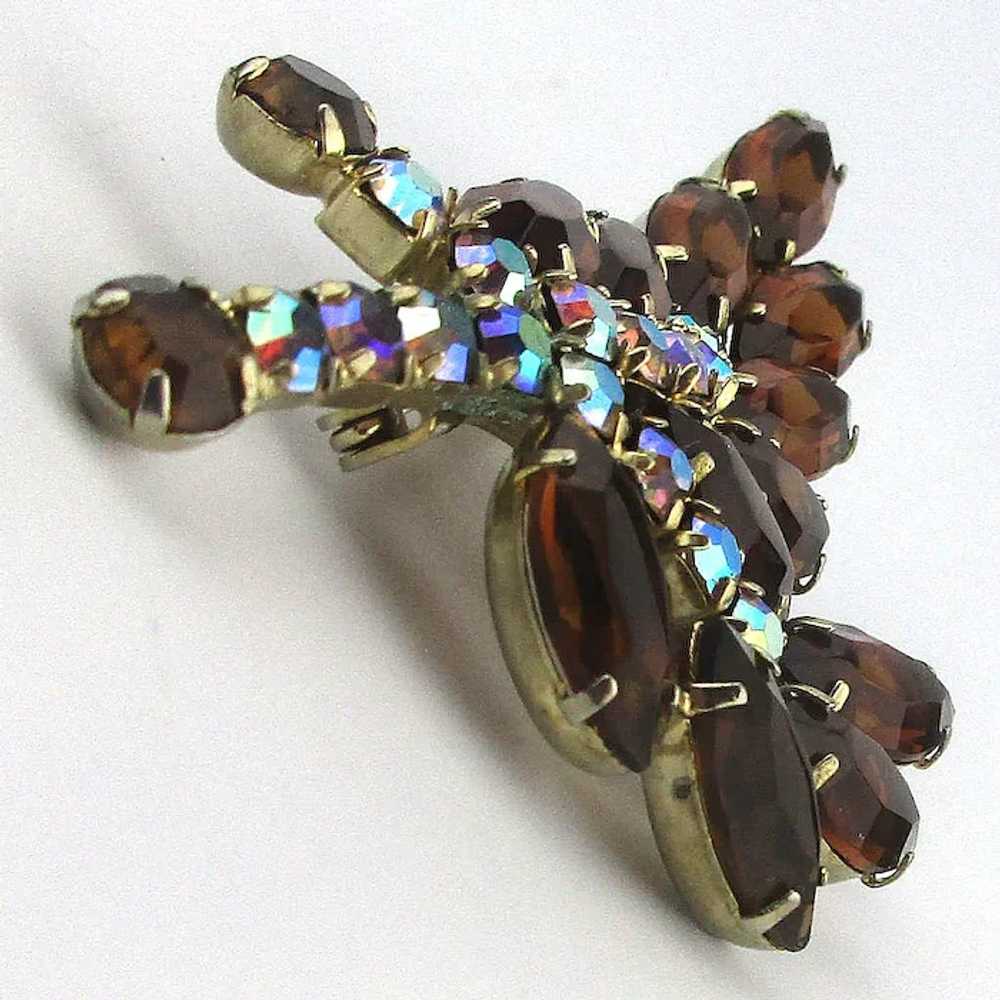 Mid-Century Crystal Rhinestone LEAF Pin Brooch - image 2