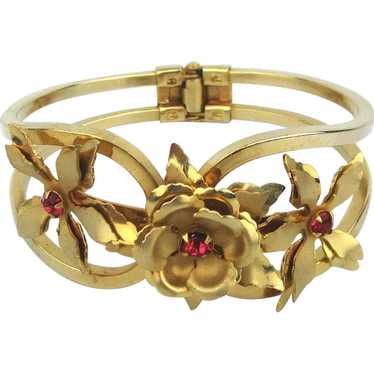 Pretty Hinged Goldtone Bracelet w/ Flower Tops