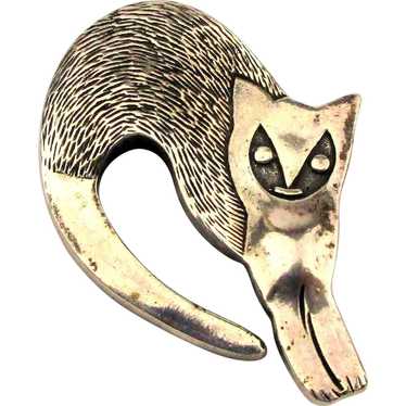 Sterling Silver Curled Cat Pin Pendant Brooch Fig… - image 1