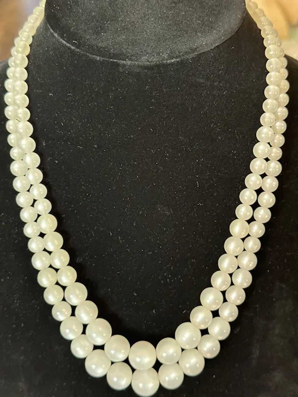 White Double Strand Graduated Moonglow Necklace - image 6
