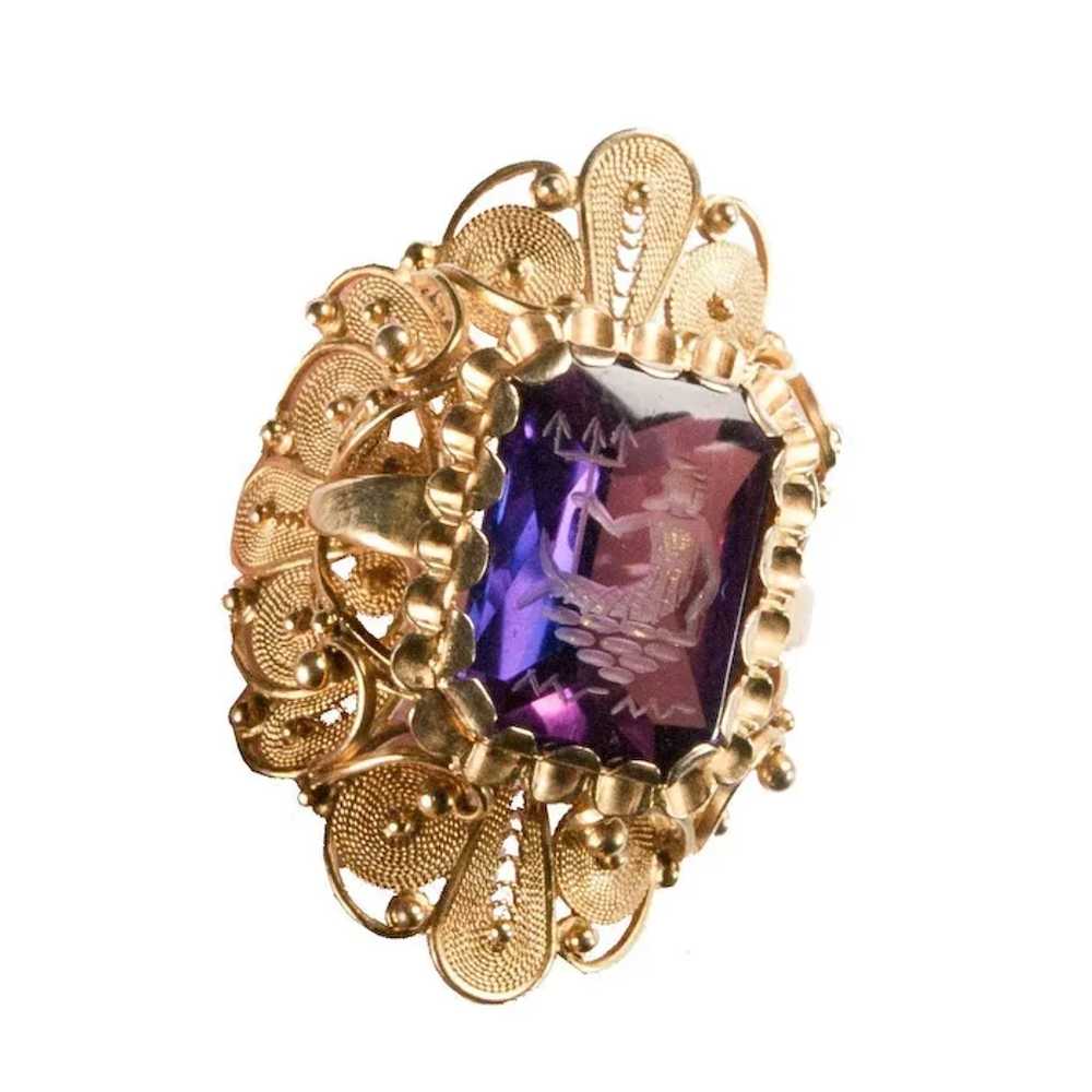 Antique: Large Carved Amethyst Ring in Spectacula… - image 1