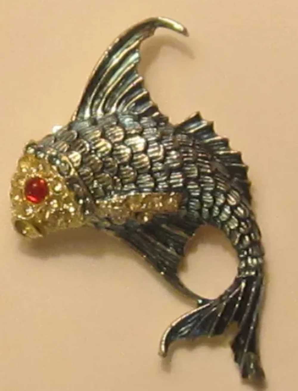 Large Vintage Enamel Fish Brooch with Jeweled Eye… - image 3