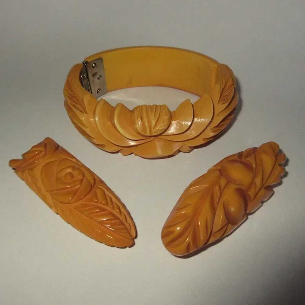 Bakelite Clamper Bracelet, Vintage Carved Butters… - image 6
