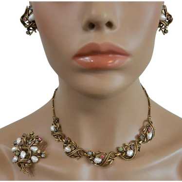 Coro Three Piece Necklace Set Baroque Faux Pearls… - image 1