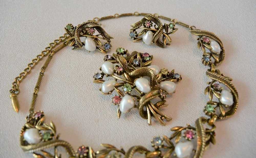 Coro Three Piece Necklace Set Baroque Faux Pearls… - image 6