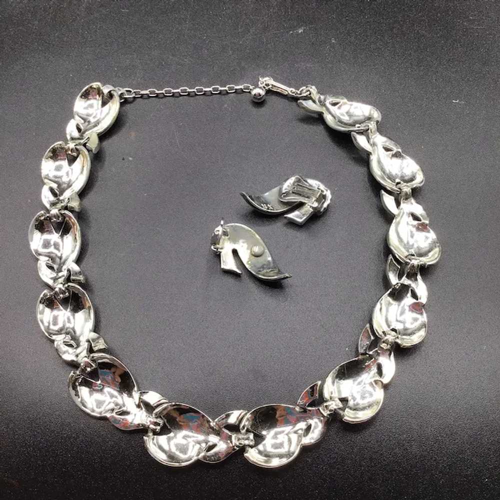Vintage Silver Tone Necklace & Earrings Set Wavy … - image 4