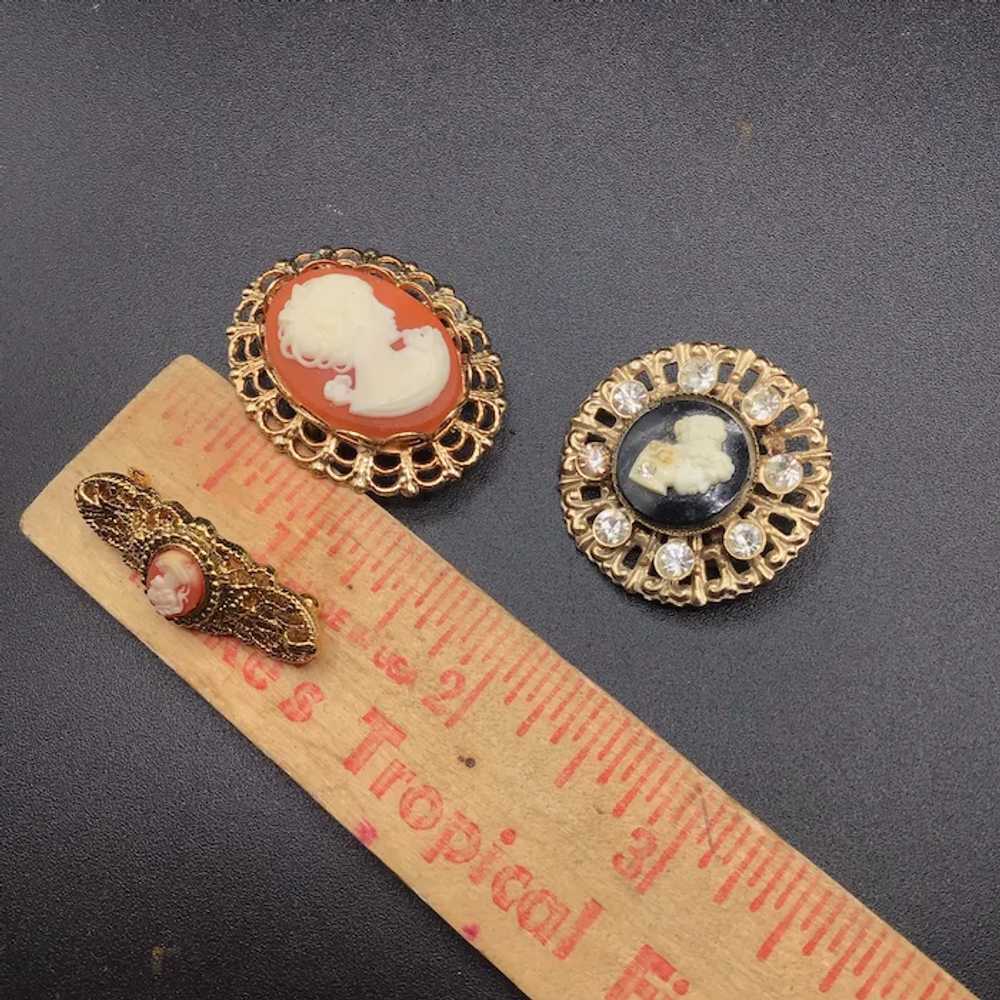 Vintage Cameo Scatter Pins Set of 3 Resin & Gold … - image 6