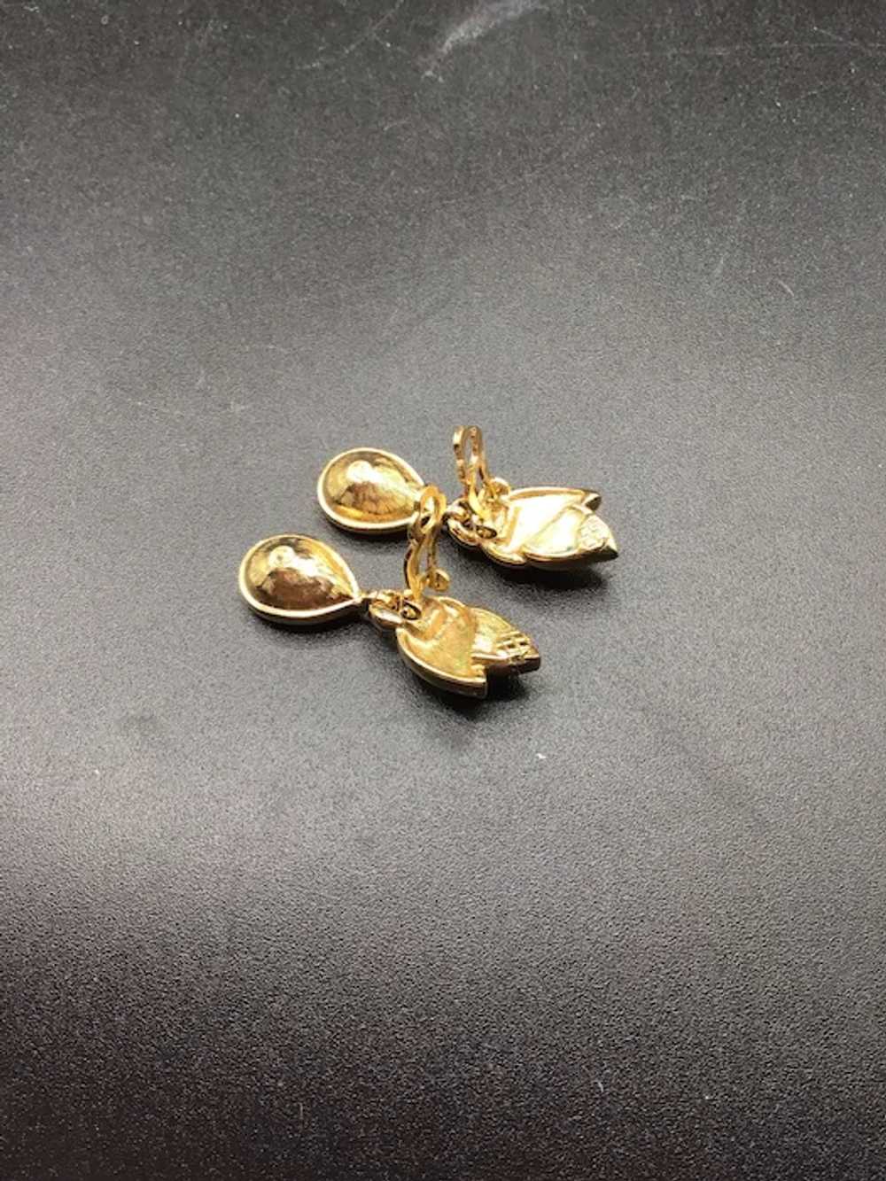 Swarovski Signed Clip On Earrings Gold Tone & Lea… - image 3