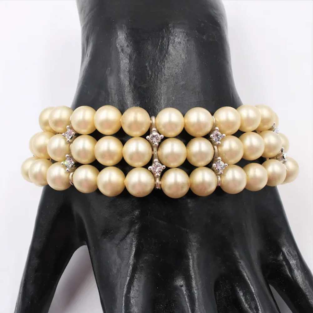 Bracelet Ciner Signed Triple Strand Glass Pearl E… - image 2