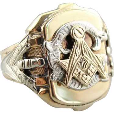 Ornate Vintage Masonic Symbol Ring - image 1