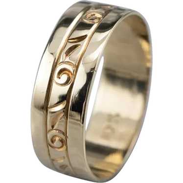 Vintage Yellow 10 Karat Gold Pattern Band