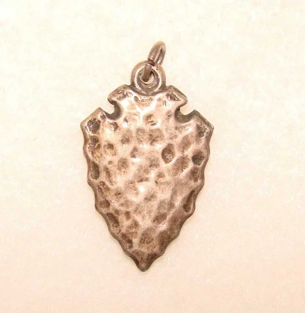 Awesome STERLING Vintage Arrowhead Estate Charm - image 2