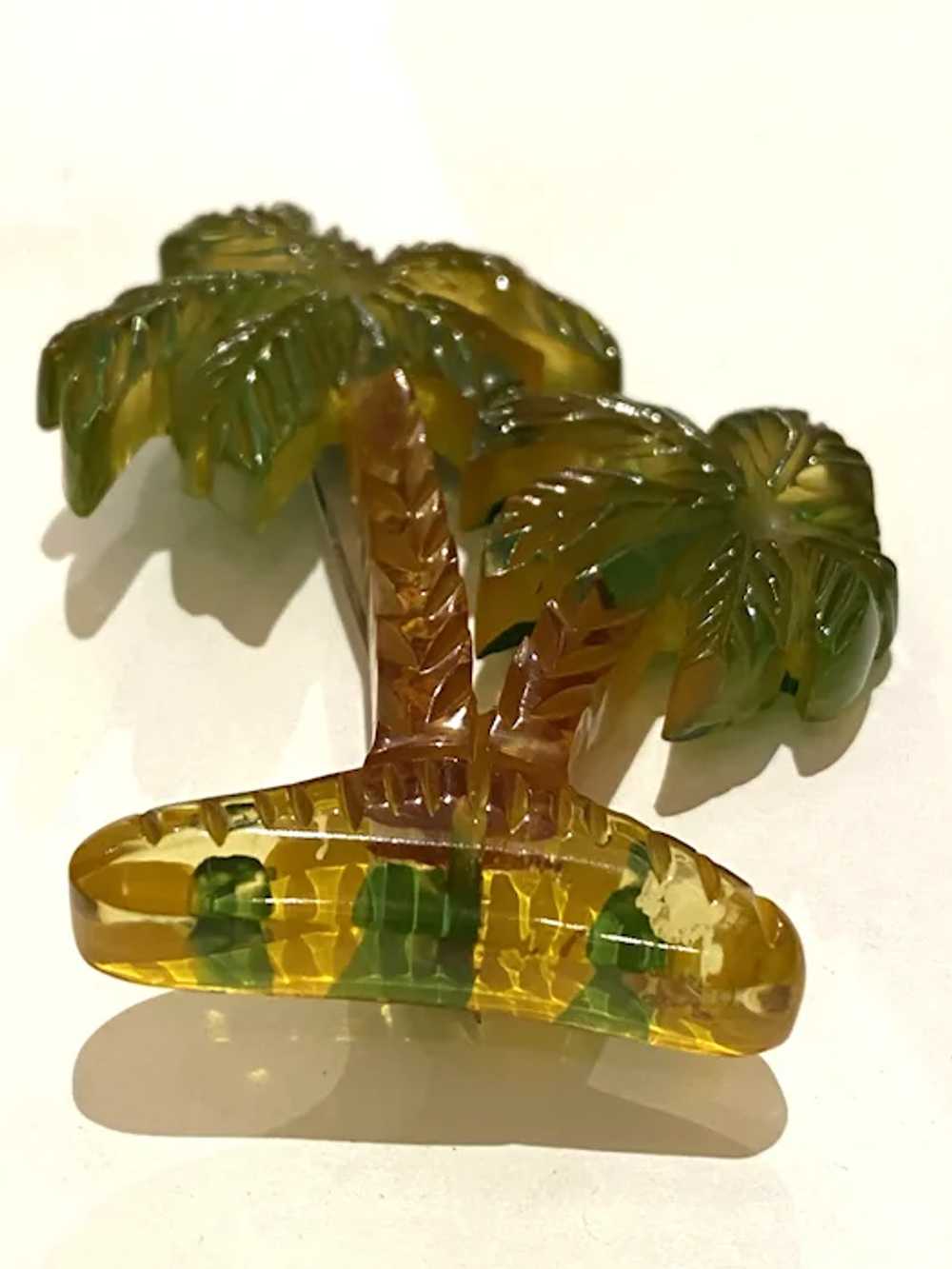 1930s Figural Bakelite Carved and Reverse Painted… - image 3