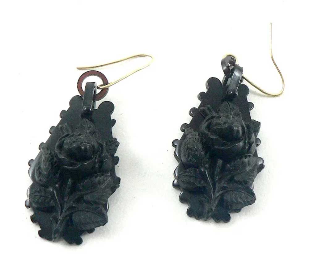 Hand Carved Victorian Whitby Jet Earrings - image 7