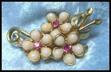 Pretty Pastel Pink Flower Pin Brooch with Rhinest… - image 1