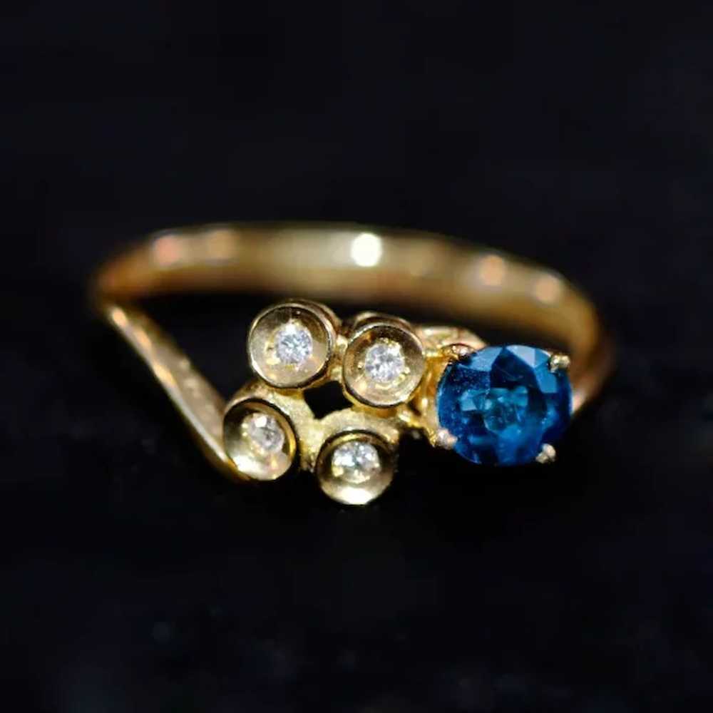 Vintage 18 Karat Gold Sapphire and 4 Diamonds Mod… - image 7