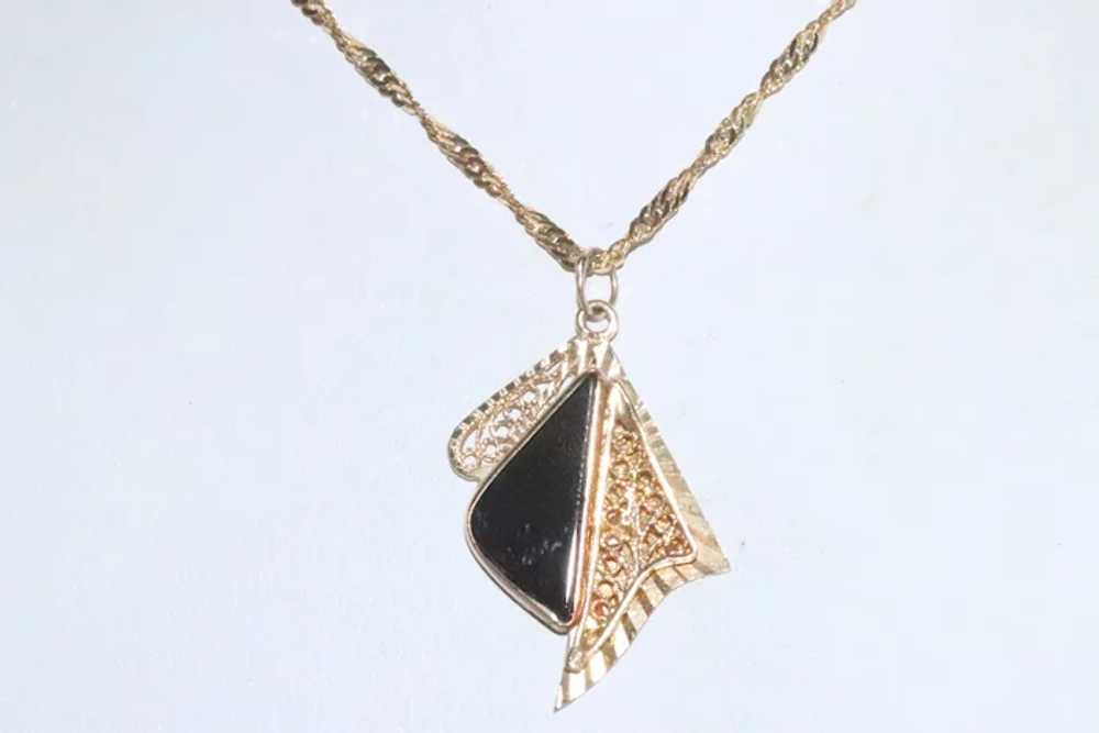 14K Yellow Gold Filigree Diamond Cut Onyx Necklace - image 2