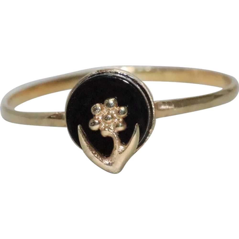 14K Yellow Gold Onyx Flower Ring - image 1