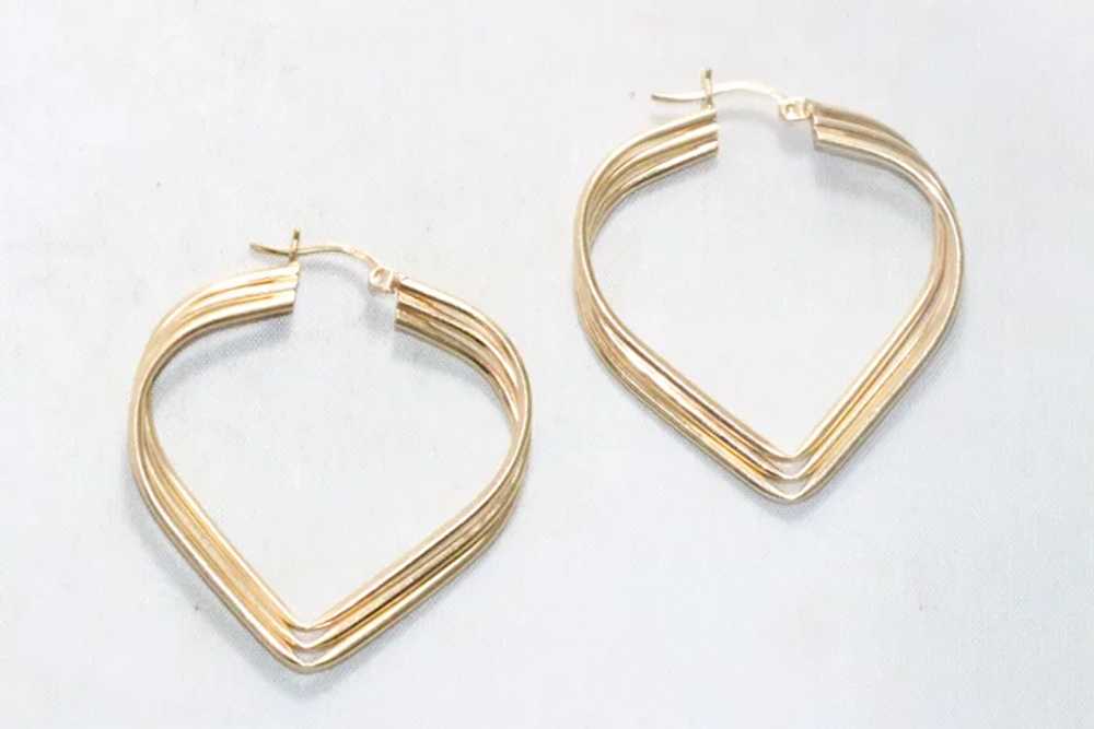 Vintage 14KT Yellow Gold Heart Hoop Earrings - image 3